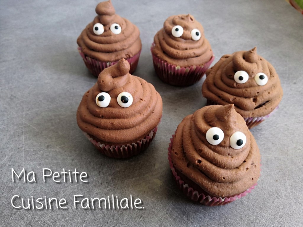 Cupcake au chocolat « poop » topping choco/caramel