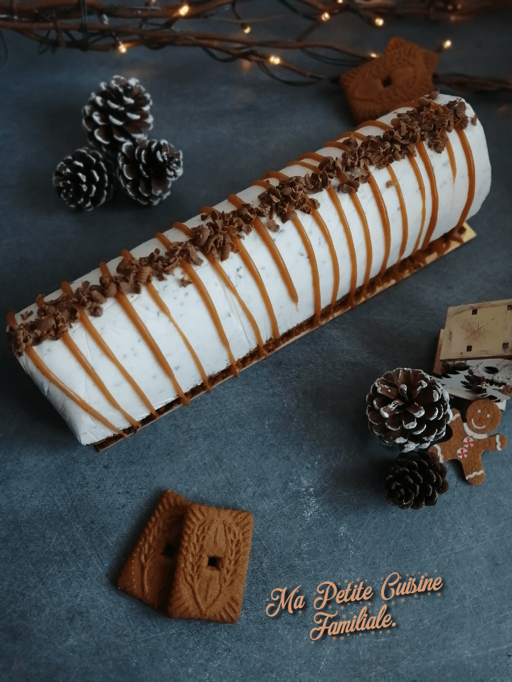 Bûche cheesecake daim, speculoos coeur&nbsp;cookie
