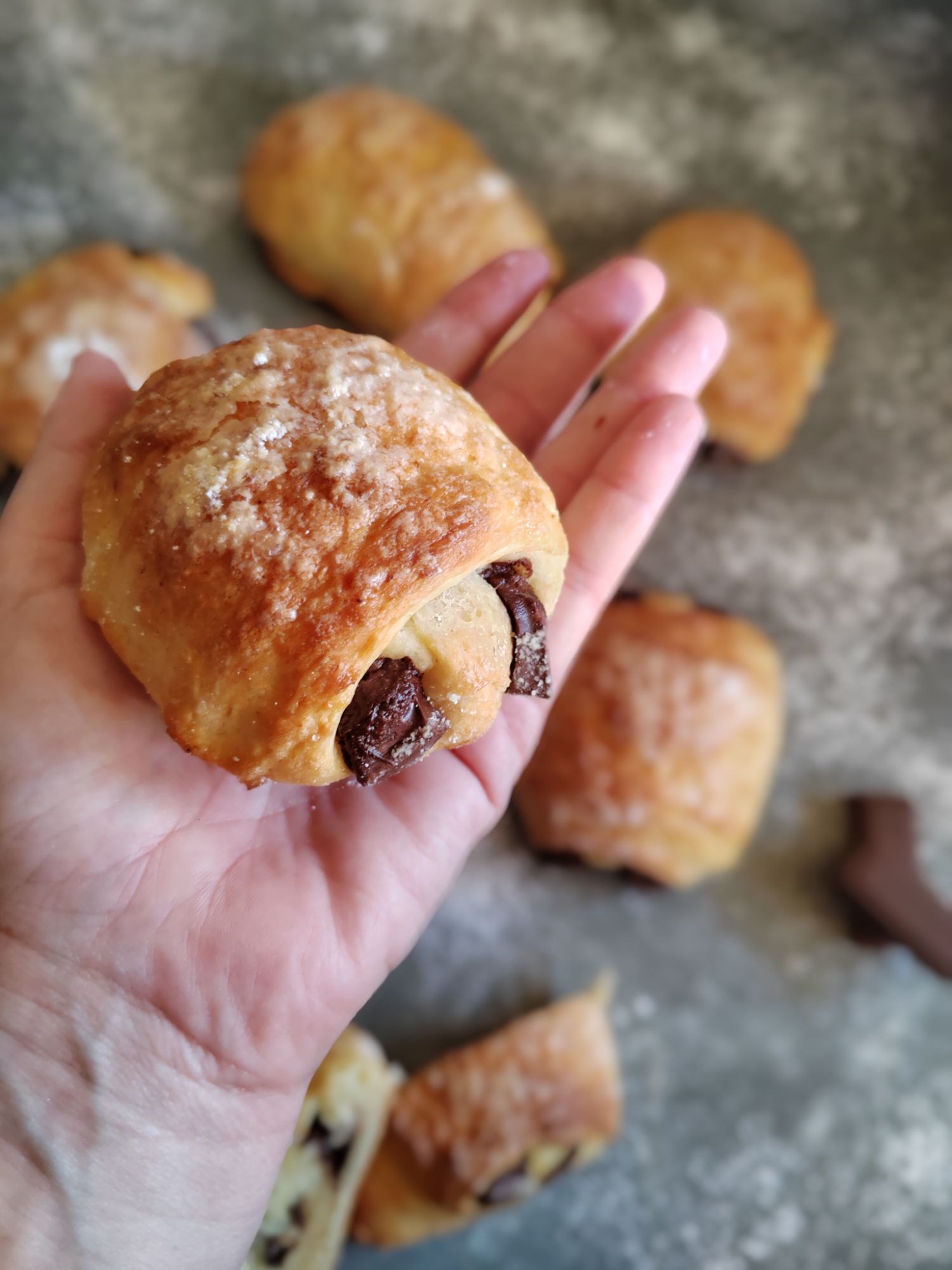 Le Petit Déjeuner Parfait : Recette de Pains Briochés au Chocolat
